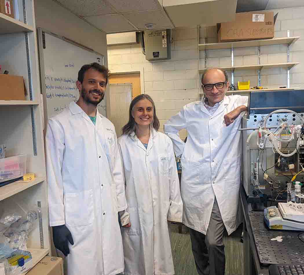 Producing hydrogen from seawater Image